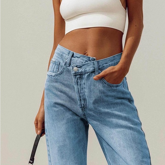 Princess Polly Holly Asymmetric Straight Leg Jean - Picture 3 of 11